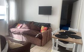 Apto Canto Do Forte Pg Av Mallet Wifi Tv Smart
